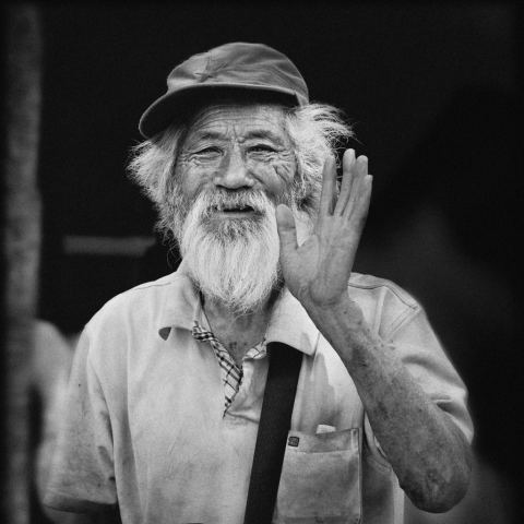 Beijing local man, Tonchee, Burberry Shirt Advert, Black and white Travel photography Chine, Beijing, Smiling Chinaman